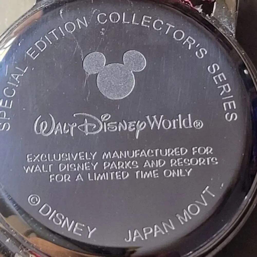 DISNEY World Children's Watch Tinker Bell Round Face Red Silver Color Band Works